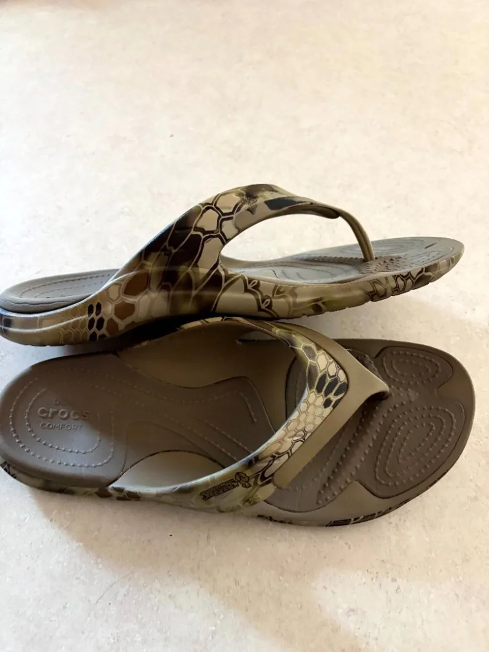 CROCS sandals flip